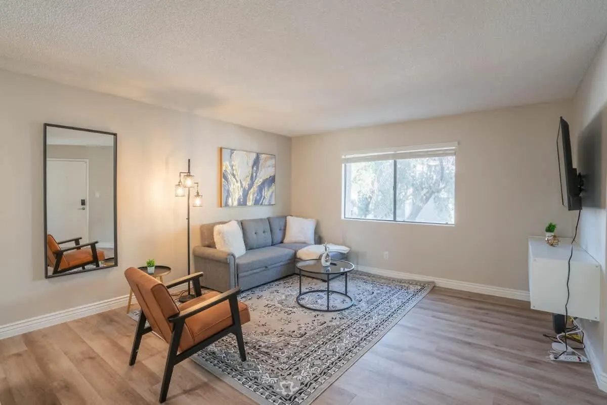 スコッツデールModern 2Bd - Parking, Gym, Pool - Sleeps 8 - 5 Min Casinoアパートメント 米国