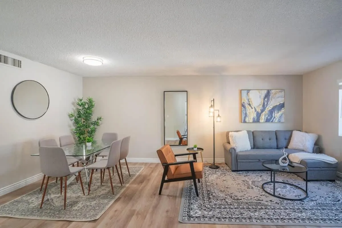 スコッツデールModern 2Bd - Parking, Gym, Pool - Sleeps 8 - 5 Min Casinoアパートメント アパート スコッツデール